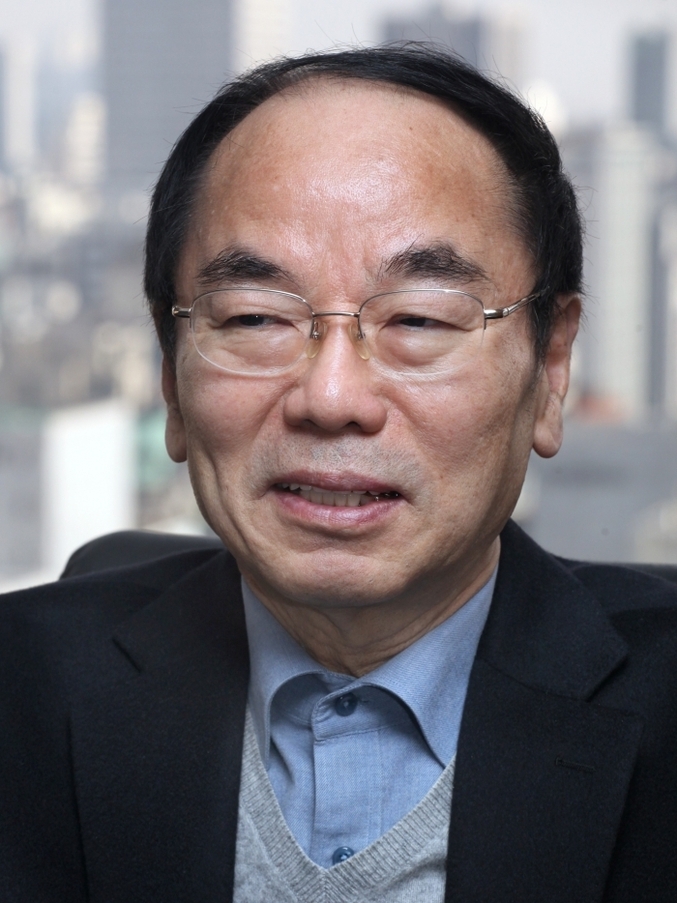 이강인 영풍 대표(사진)가 신년사를 통해 환경과 사람을 중시하는 글로벌 친환경 제련소를 만들겠다고 밝혔다. 사진ㅣ영풍