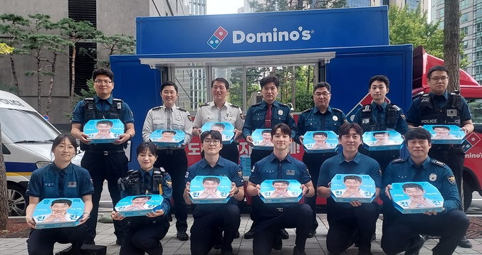 도미노피자, ‘서울중부경찰서’에 파티카를 통한 피자 전달 사진. 사진 | 도미노피자 