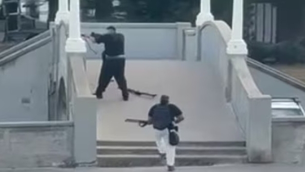 "청정지역?" 시드니서 총기 난사 사망자 13명...희생자 더 늘 듯