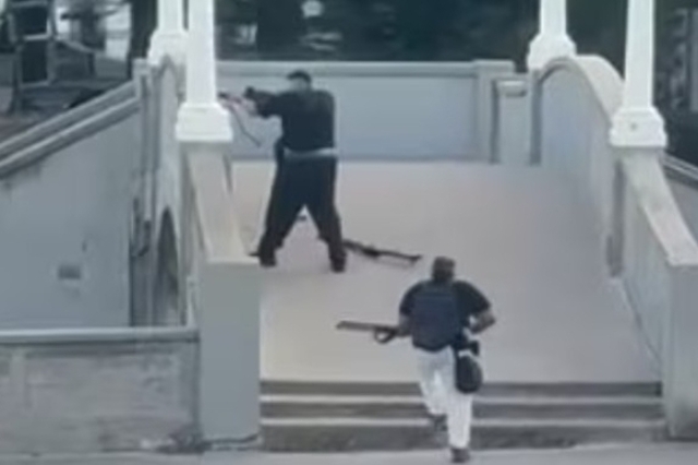 "청정지역?" 시드니서 총기 난사 사망자 13명...희생자 더 늘 듯