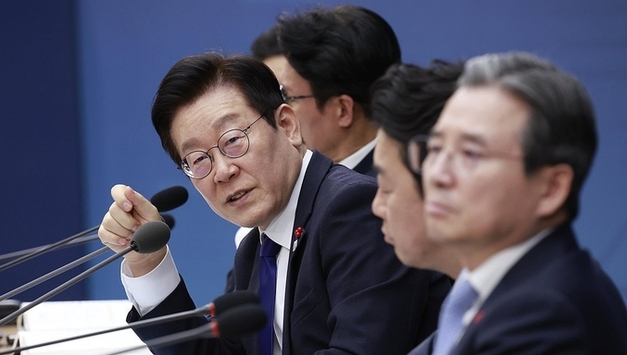 이 대통령 "응급실 뺑뺑이로 사람죽는 현실…대책 별도 보고하라"