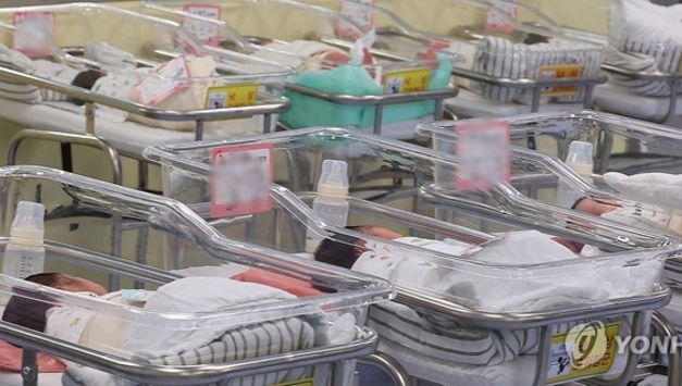 한국은 쌍둥이 출산 세계 최고 수준, 왜 그런가