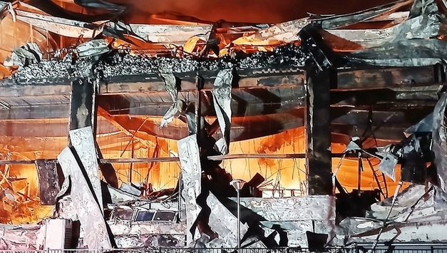 충북 음성 생필품 제조공장 대형 화재 현장에 첫 무인 로봇 투입