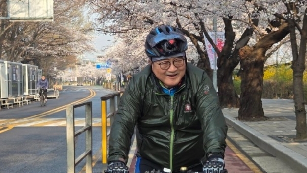 [미-이란 전쟁 불똥] <2>8일부터 공공부문만 차량 운행 2부제 한다